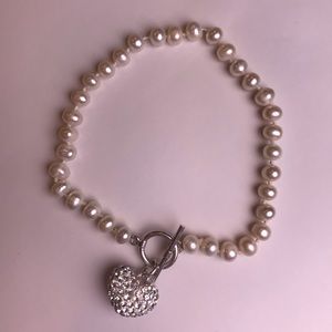 Pearl heart charm toggle bracelet